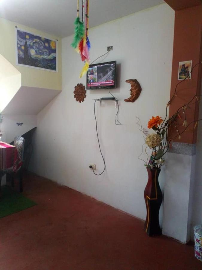 Inti Hostel Airport Lima Exteriör bild